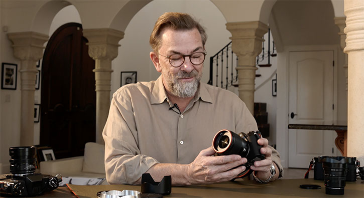 The Protection Ring in RED for the Leica SL lenses. 